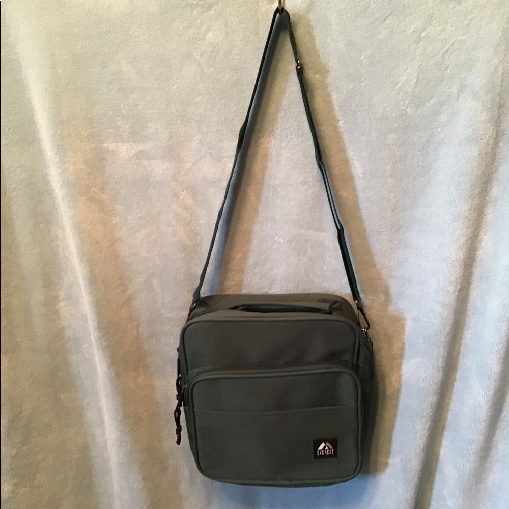Everest nylon tech bag, perfect for iPad, green